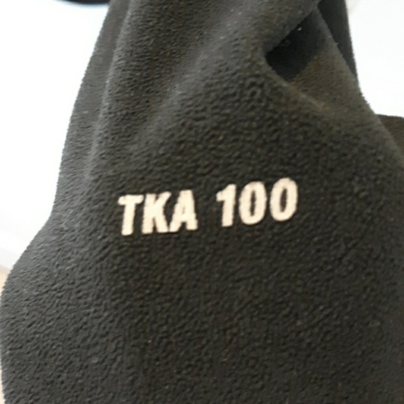 The Northface pull over large black - Picture 2 of 4